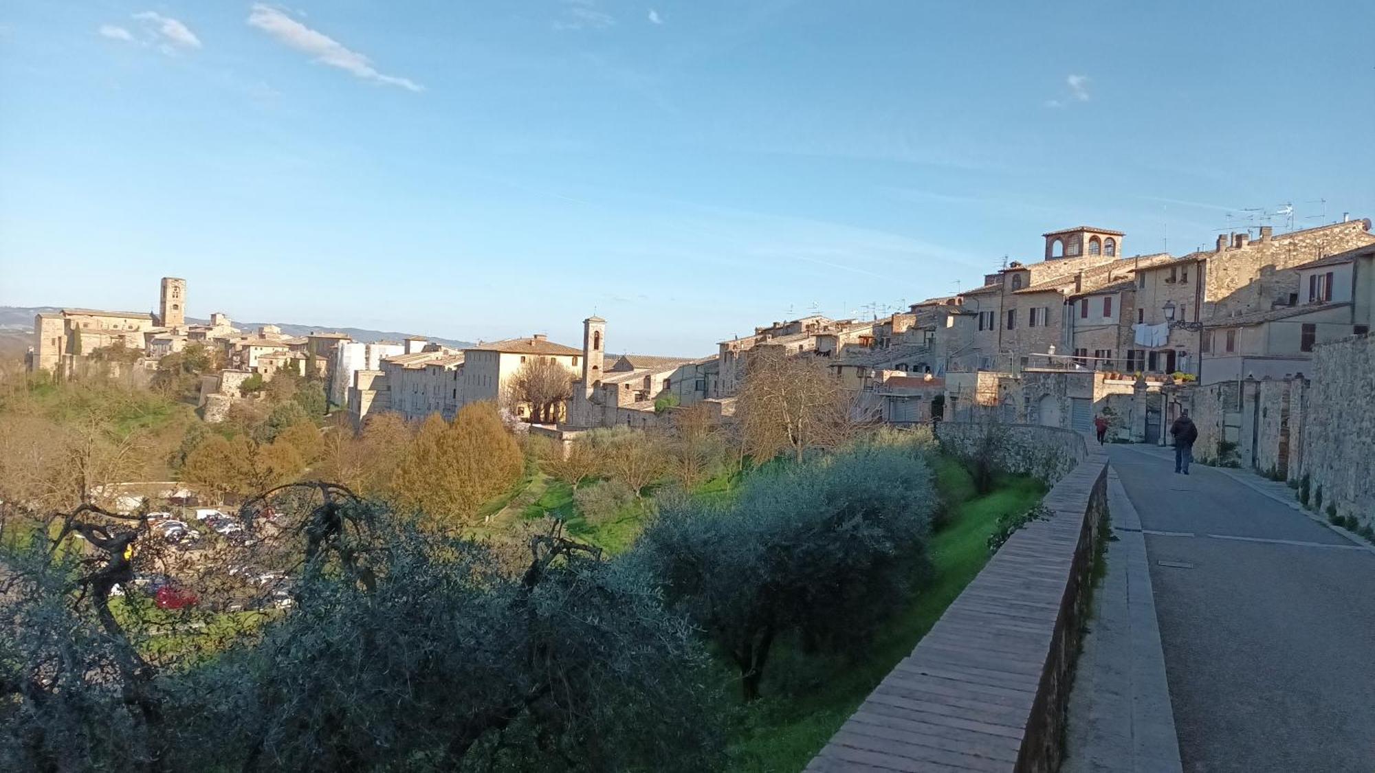 Dietro Le Mura Colle Val D'Elsa Εξωτερικό φωτογραφία